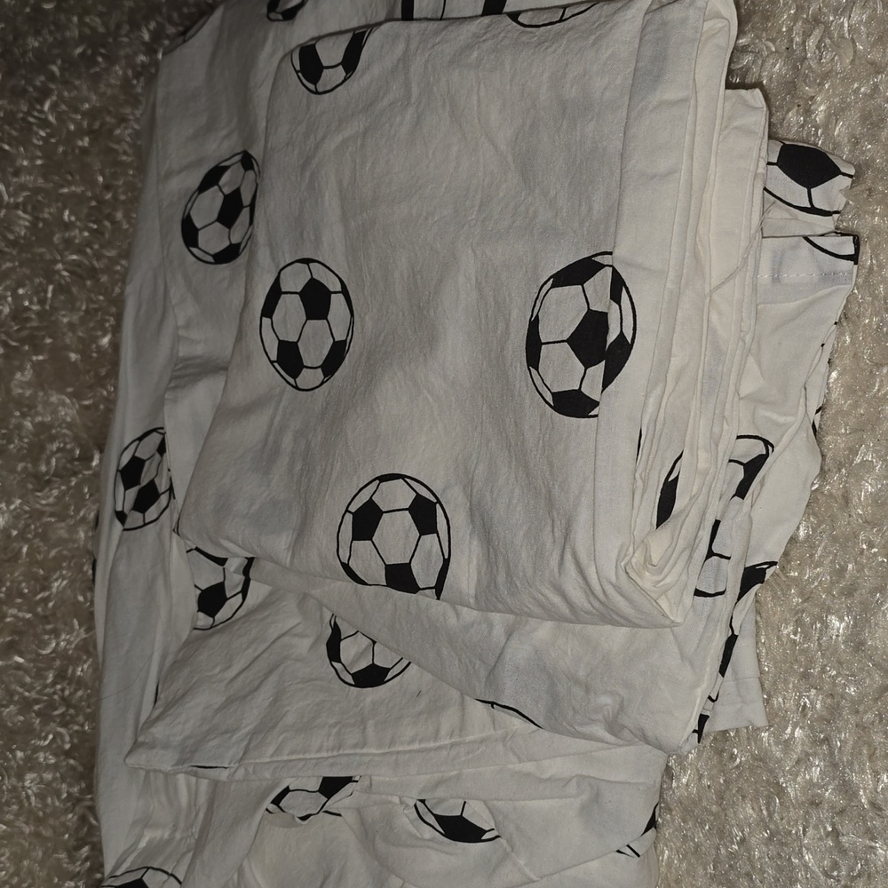 Soccer Ball Print Bedding Set Twin Size Bed A Perfect Gift For Birthday X.mas